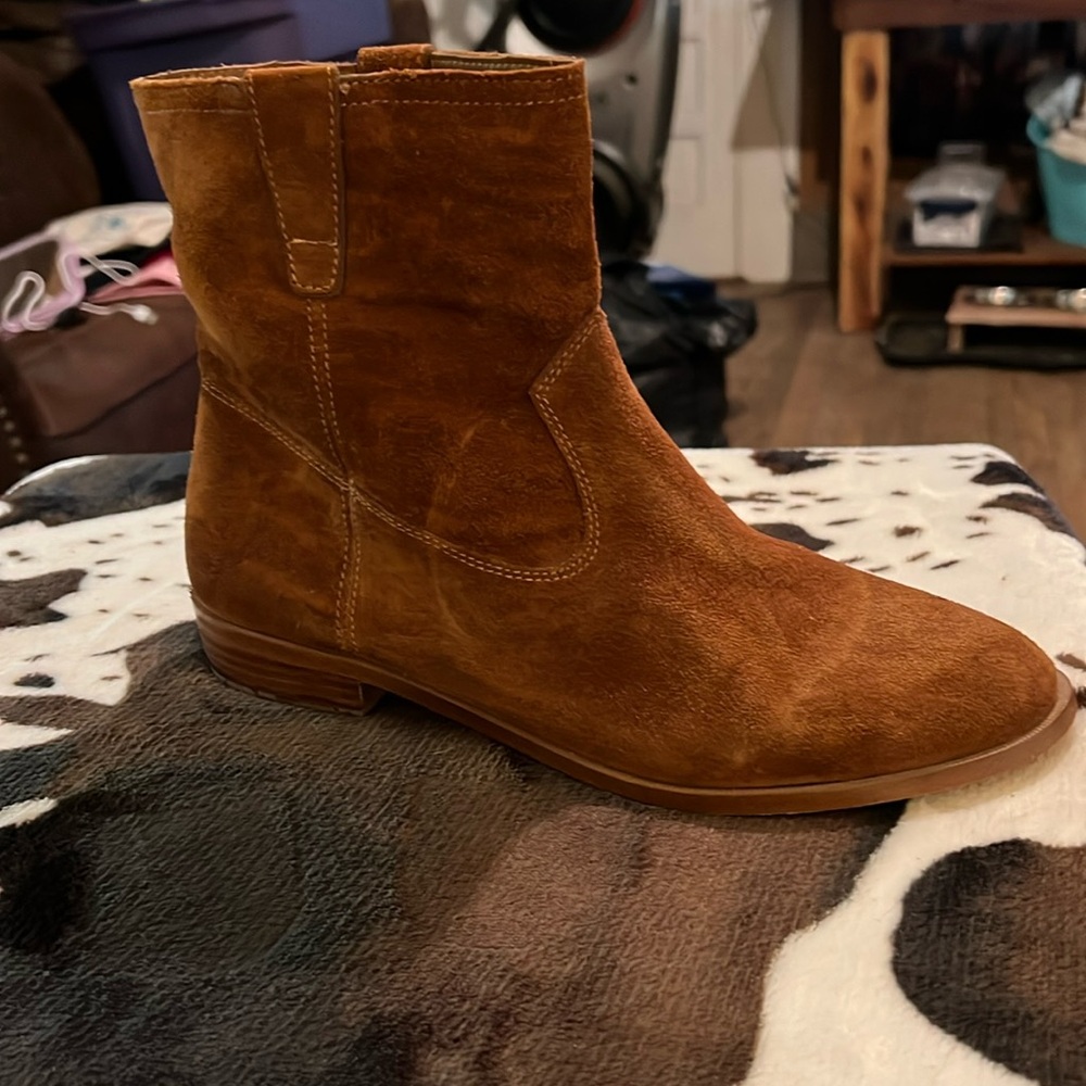 women’s size 9 leather ankle boot